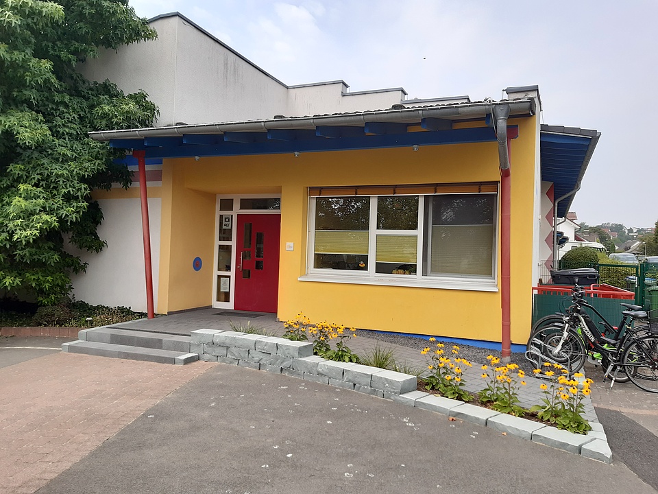 Herzlich willkommen im Familienzentrum St. Bernhard in Niederense